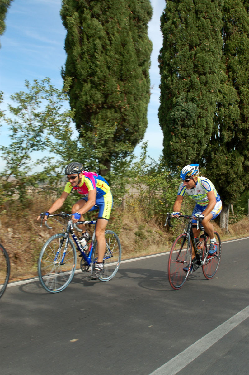 gal/2006/07 - Fondo della Valdarbia II serie/3 - Su e giu per le crete e  l arrivo/DSC_0025-01.jpg